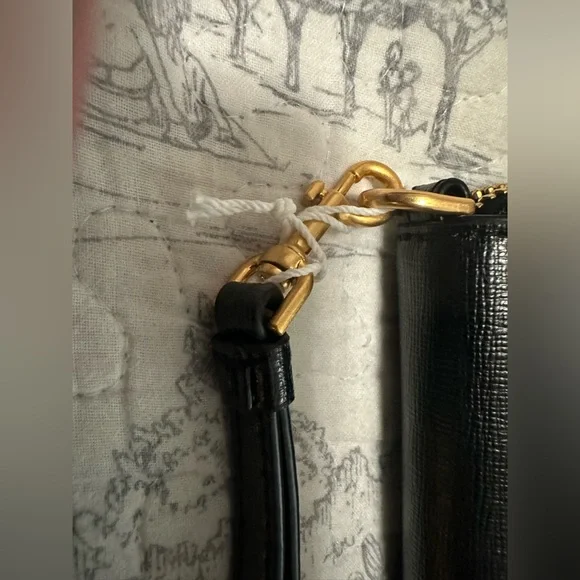 Tory Burch Women's Robinson Zip Continental Wallet nwt - Picture 4 of 14